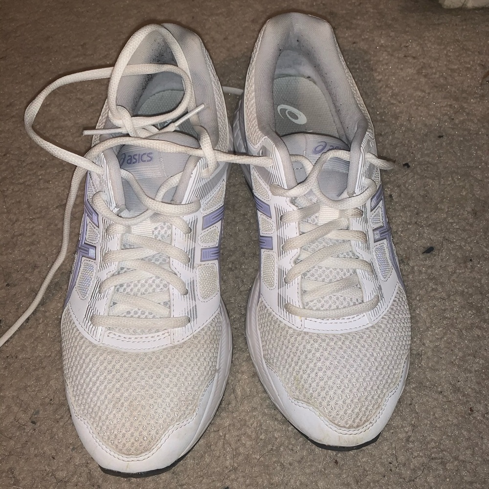 ASICS White and Lilac Tennis Shoes
